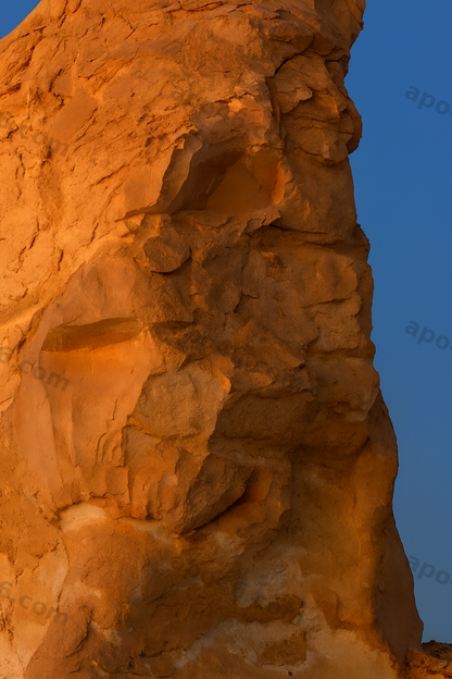 "Roter Stein, Blauer Raum" Nr° 06 (30 x 40 cm)